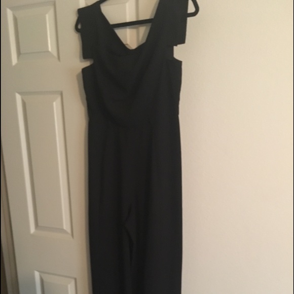 VENUS Other - Black jumpsuit